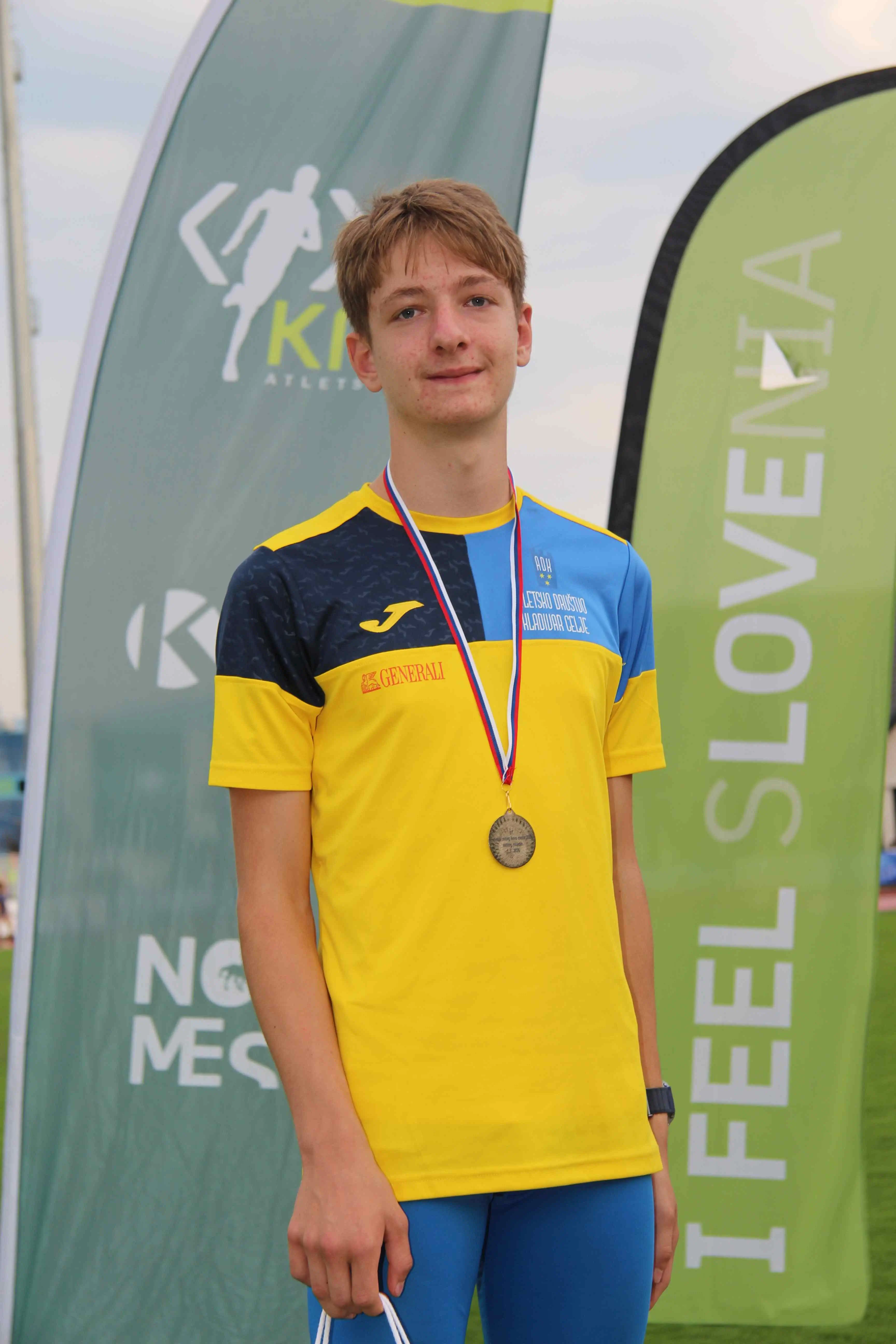 41783098267pionirji U16 60 m.webp-atletskimiting-nm.si